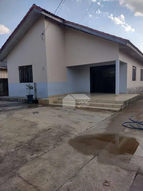 Foto 3 de Casa com 5 quartos à venda, 450m2 em Setor 04, Ariquemes - RO
