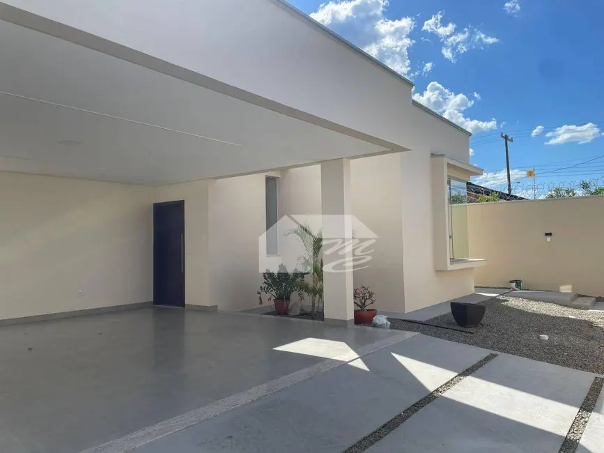 Foto 3 de Casa com 4 quartos à venda, 562m2 em Setor 3, Ariquemes - RO