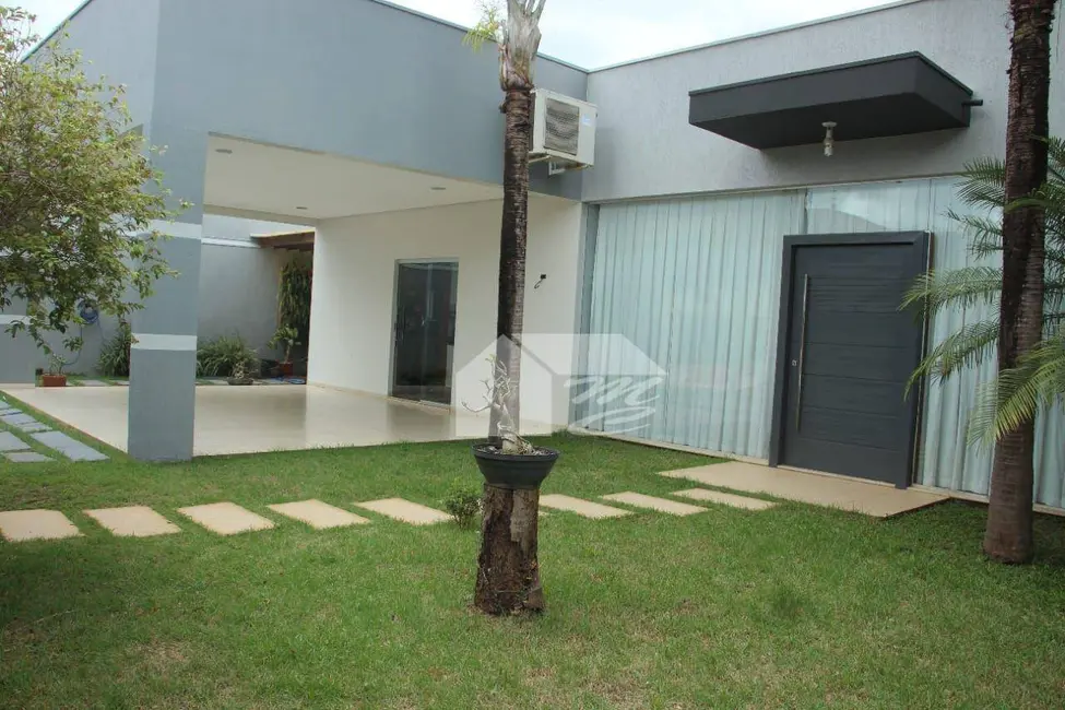 Foto 5 de Casa com 3 quartos à venda, 559m2 em Áreas Especiais 02, Ariquemes - RO