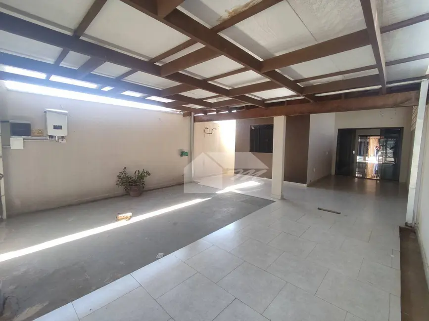 Foto 2 de Casa com 2 quartos para alugar, 234m2 em Jardim Jorge Teixeira, Ariquemes - RO
