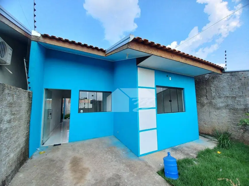 Foto 1 de Casa com 2 quartos à venda, 140m2 em Ariquemes - RO