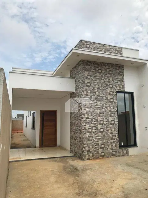 Casa de Condomínio com 2 quartos à venda, 174m2 em Jardim Paraná, Ariquemes - RO - imagem 3 Foto 3 de Casa de Condomínio com 2 quartos à venda, 174m2 em Jardim Paraná, Ariquemes - RO