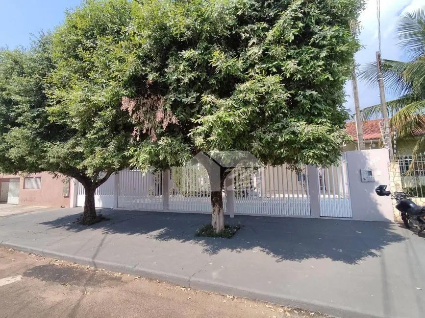 Foto 1 de Casa com 2 quartos para alugar, 562m2 em Setor 3, Ariquemes - RO