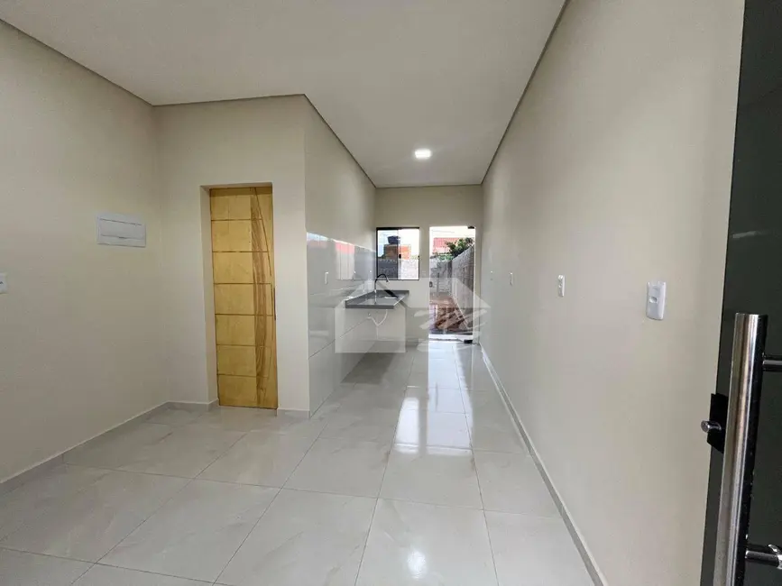 Foto 4 de Casa com 2 quartos à venda, 180m2 em Ariquemes - RO