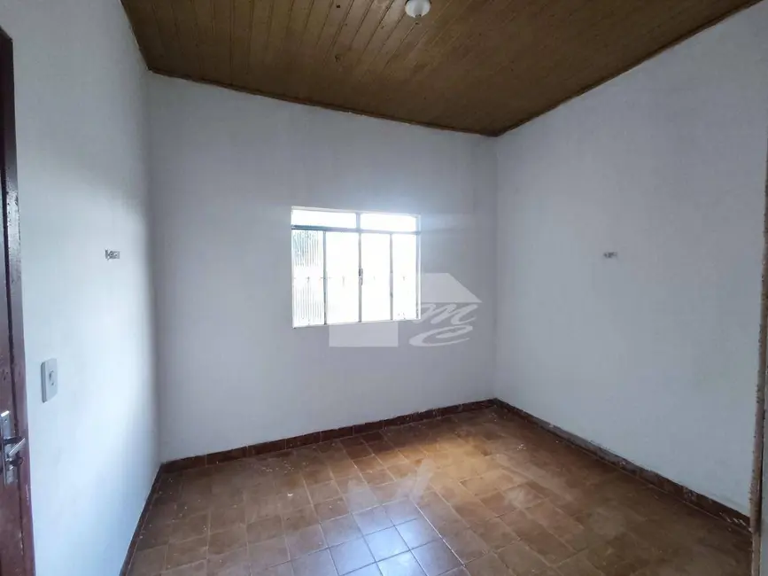 Casa com 3 quartos para alugar, 450m2 em Parque das Gemas, Ariquemes - RO - imagem 8 Foto 8 de Casa com 3 quartos para alugar, 450m2 em Parque das Gemas, Ariquemes - RO