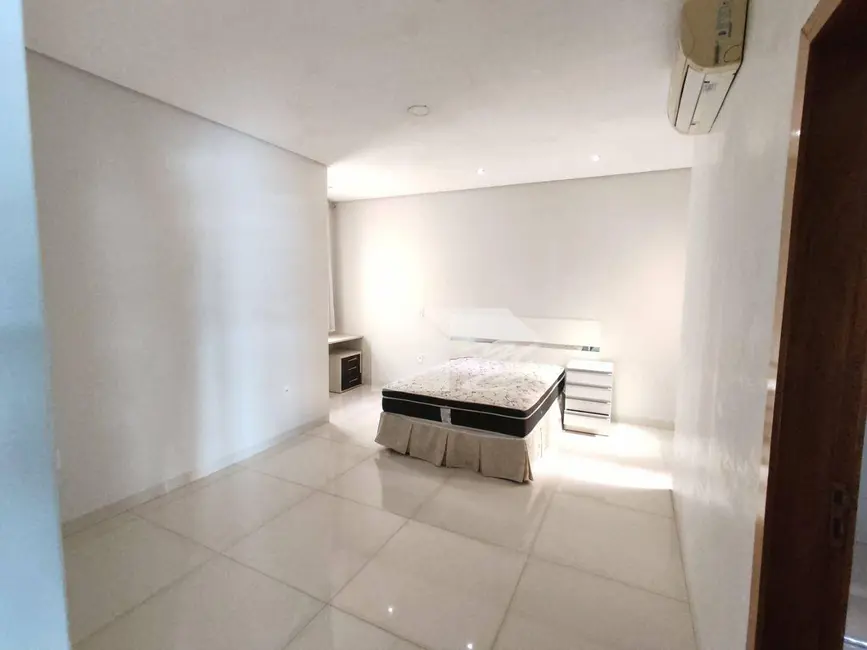 Foto 8 de Cobertura com 3 quartos para alugar, 250m2 em Setor 03, Ariquemes - RO