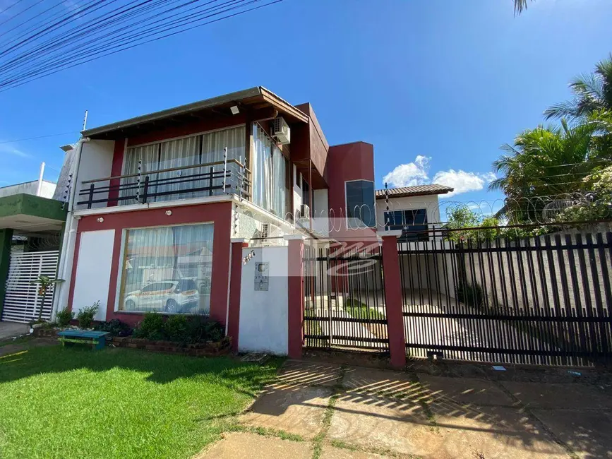 Foto 1 de Sobrado com 4 quartos à venda, 345m2 em Jardim Paulista, Ariquemes - RO