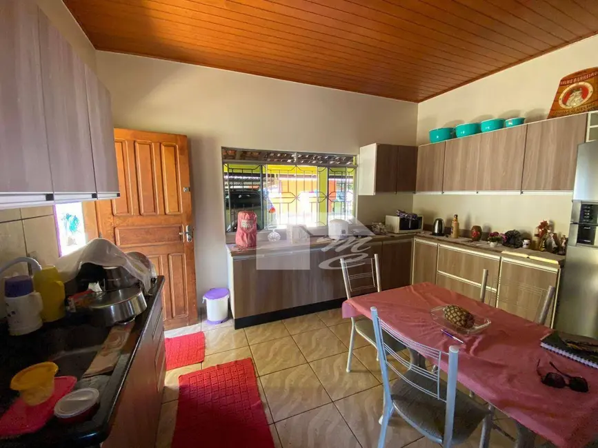 Foto 6 de Casa com 2 quartos à venda e para alugar, 300m2 em Jardim das Palmeiras, Ariquemes - RO