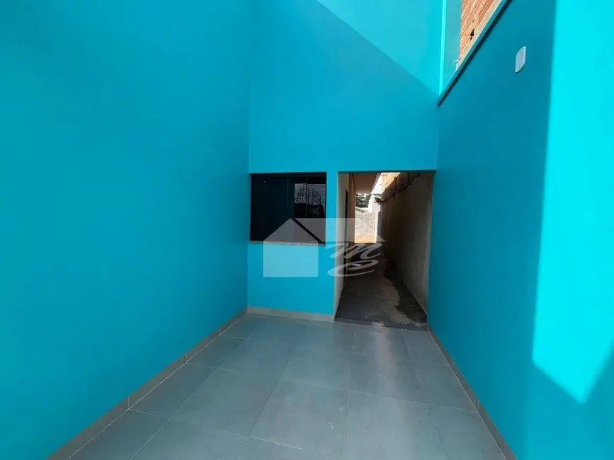 Foto 2 de Casa com 2 quartos à venda, 150m2 em Ariquemes - RO