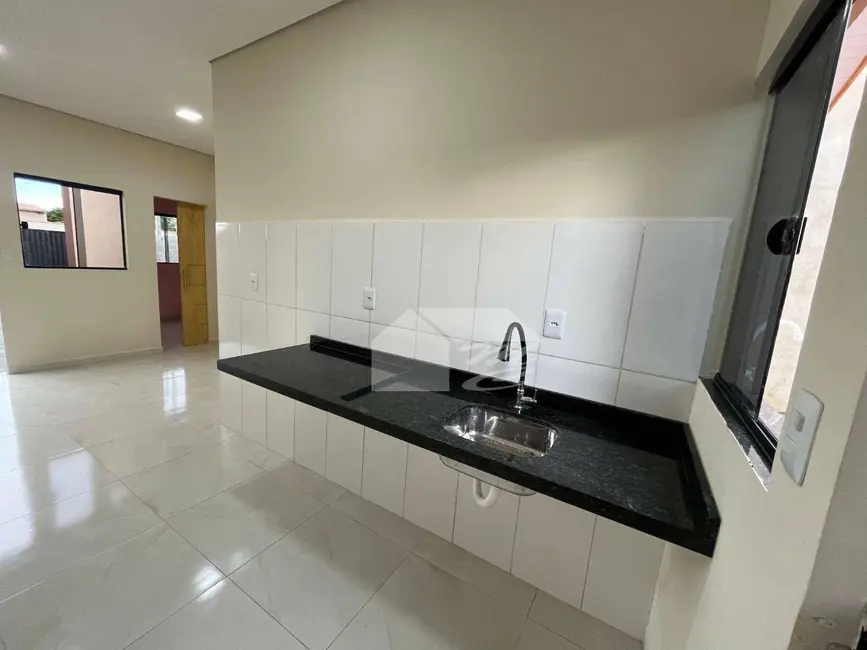 Foto 3 de Casa com 2 quartos à venda, 150m2 em Ariquemes - RO