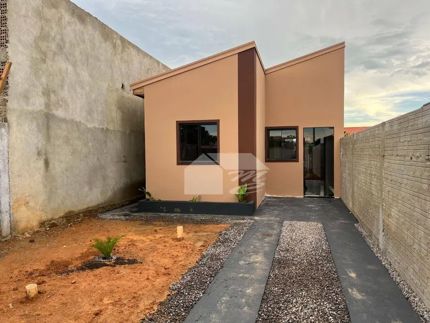Foto 1 de Casa com 2 quartos à venda, 150m2 em Ariquemes - RO