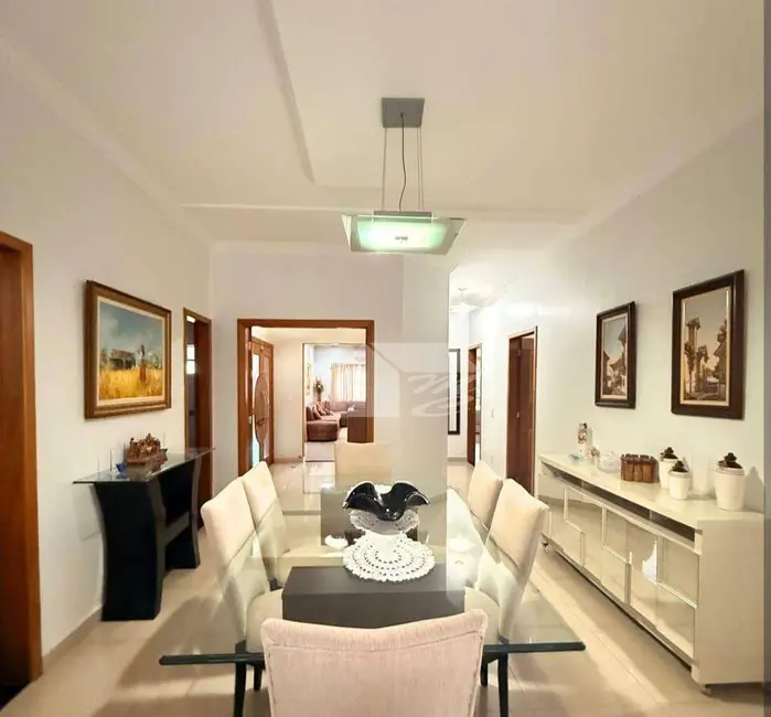 Foto 3 de Casa com 3 quartos à venda, 562m2 em Setor 03, Ariquemes - RO