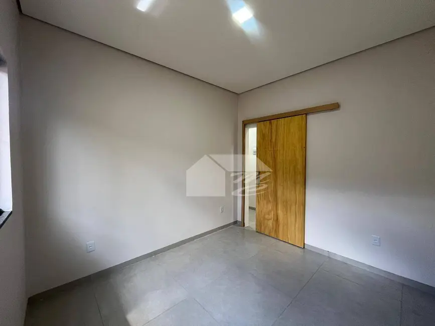 Foto 8 de Casa com 2 quartos à venda, 150m2 em Ariquemes - RO