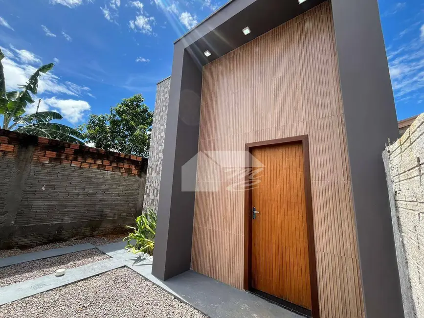 Foto 3 de Casa com 2 quartos à venda, 180m2 em Ariquemes - RO