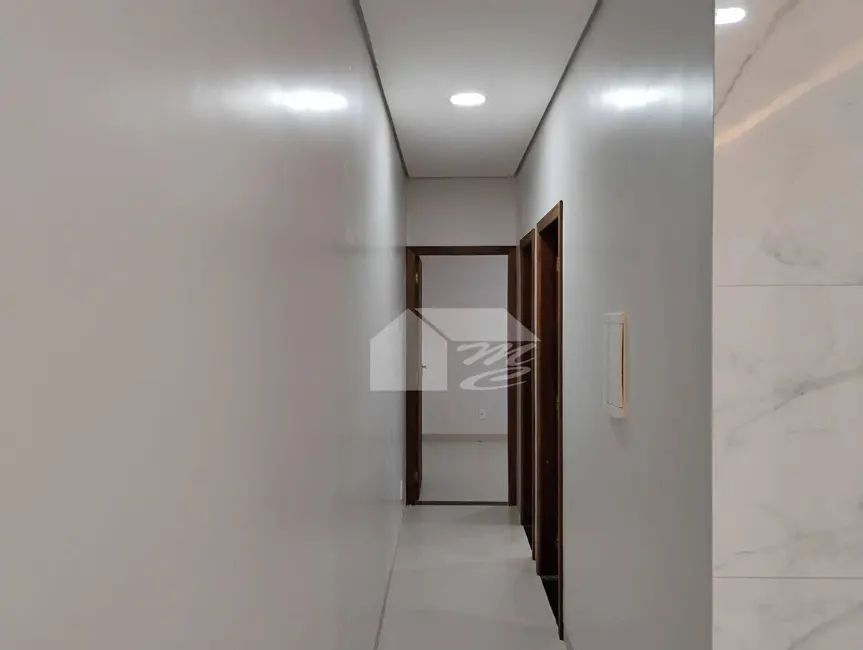 Casa com 2 quartos para alugar, 180m2 em Ariquemes - RO - imagem 5 Foto 5 de Casa com 2 quartos para alugar, 180m2 em Ariquemes - RO