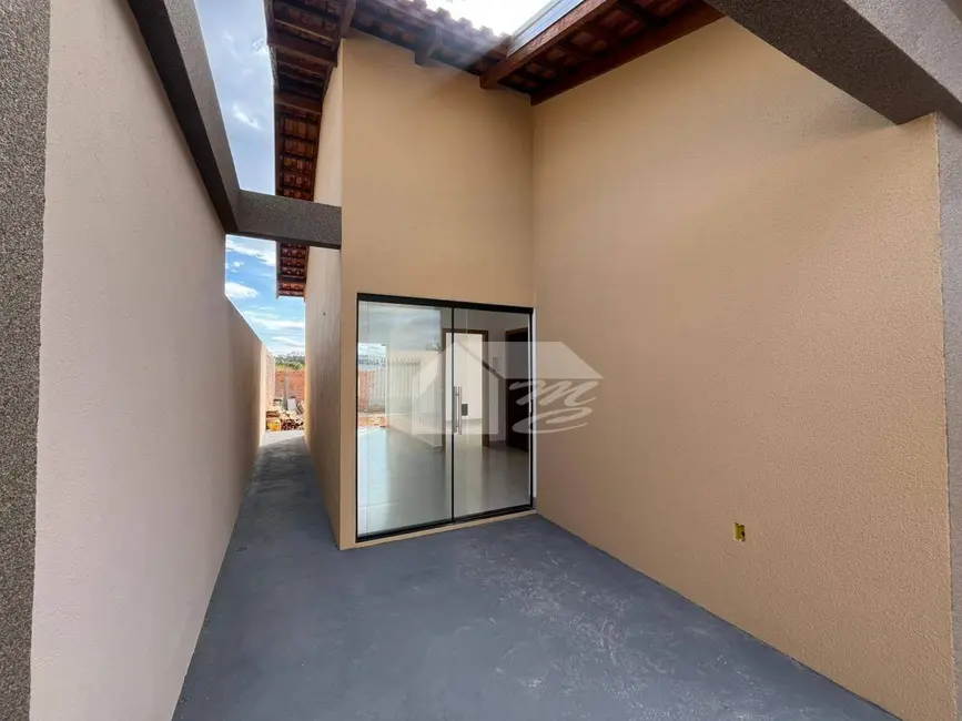 Foto 4 de Casa com 2 quartos à venda, 180m2 em Ariquemes - RO