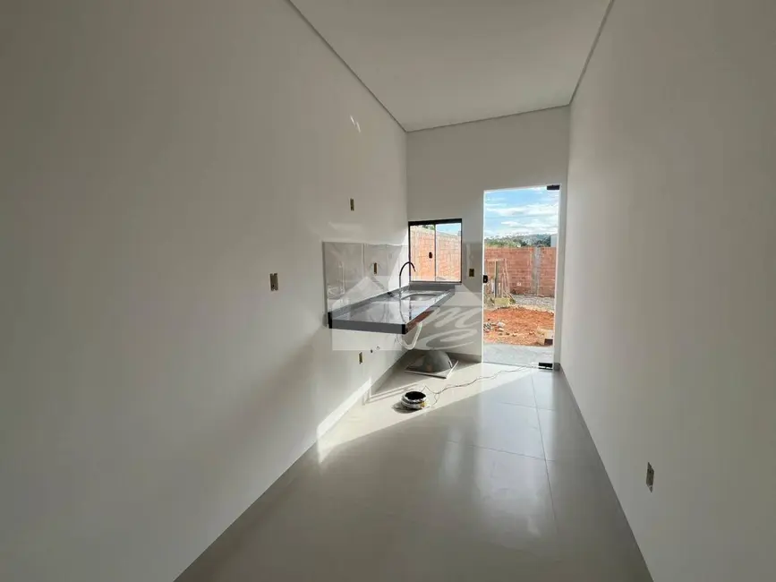Foto 6 de Casa com 2 quartos à venda, 180m2 em Ariquemes - RO