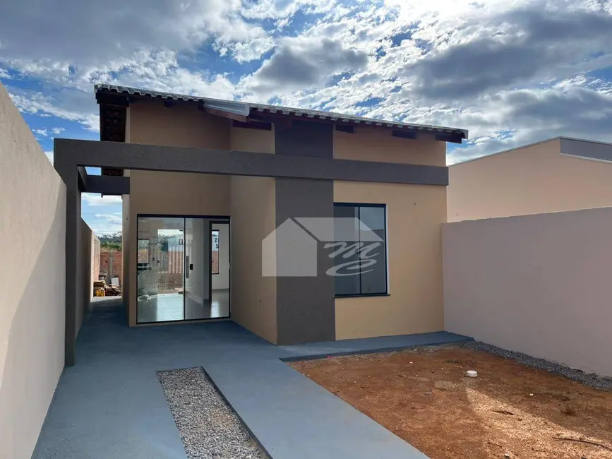 Foto 1 de Casa com 2 quartos à venda, 180m2 em Ariquemes - RO