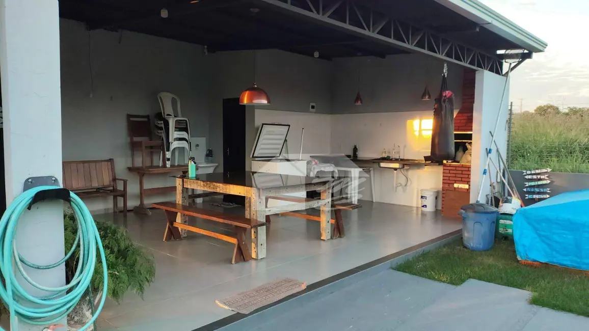 Chácara com 2 quartos à venda, 1000m2 em Ariquemes - RO - imagem 8 Foto 8 de Chácara com 2 quartos à venda, 1000m2 em Ariquemes - RO