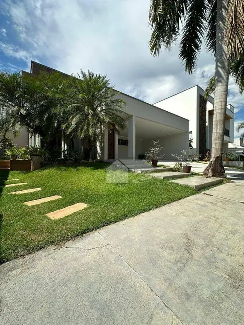 Foto 1 de Casa de Condomínio com 4 quartos à venda, 450m2 em Setor 05, Ariquemes - RO