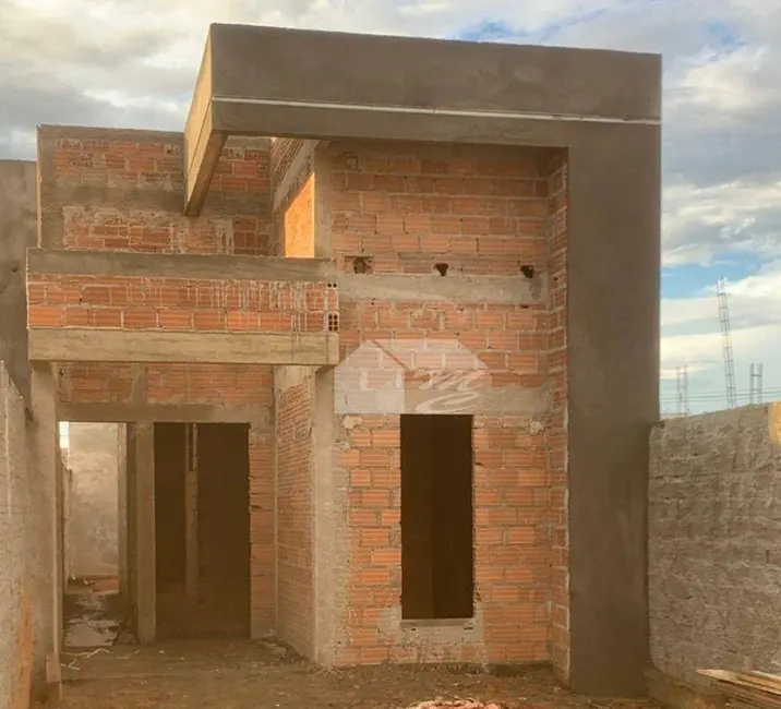 Casa com 2 quartos à venda, 150m2 em Ariquemes - RO - imagem 2 Foto 2 de Casa com 2 quartos à venda, 150m2 em Ariquemes - RO