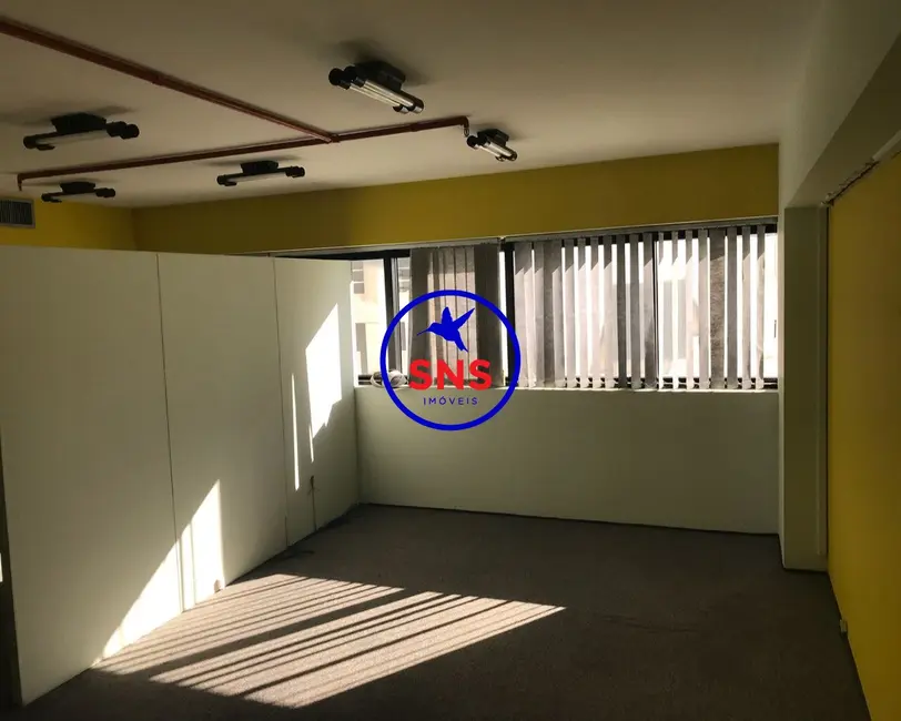 Foto 1 de Sala Comercial para alugar, 42m2 em Cambuí, Campinas - SP