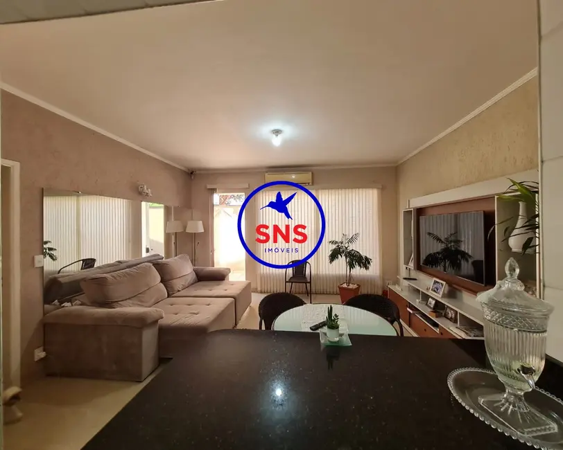 Foto 1 de Casa com 4 quartos à venda, 253m2 em Parque Industrial, Campinas - SP