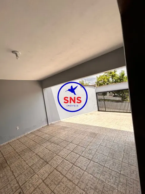 Casa com 2 quartos à venda, 105m2 em Vila Aeroporto, Campinas - SP - imagem 2 Foto 2 de Casa com 2 quartos à venda, 105m2 em Vila Aeroporto, Campinas - SP