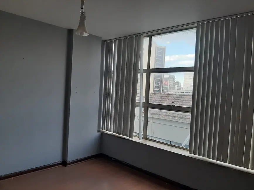 Sala Comercial à venda e para alugar, 75m2 em Centro, Campinas - SP - imagem 4 Foto 4 de Sala Comercial à venda e para alugar, 75m2 em Centro, Campinas - SP