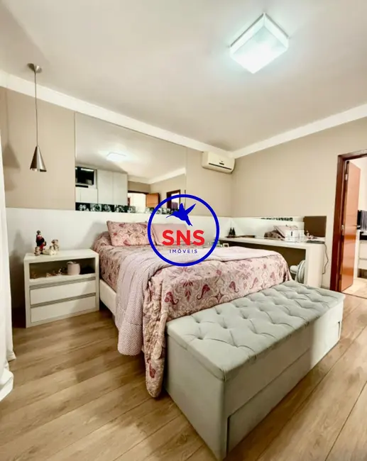Foto 9 de Casa com 3 quartos à venda, 220m2 em Cidade Jardim, Campinas - SP