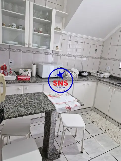 Casa com 3 quartos à venda, 225m2 em Jardim Santa Genebra, Campinas - SP - imagem 4 Foto 4 de Casa com 3 quartos à venda, 225m2 em Jardim Santa Genebra, Campinas - SP