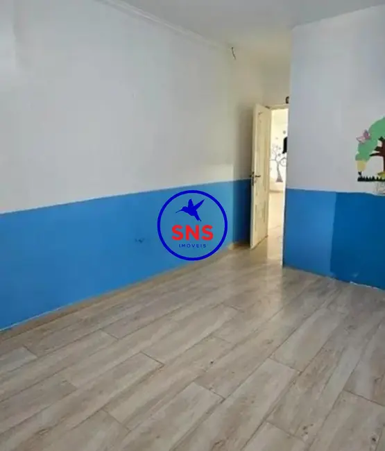 Casa com 5 quartos para alugar, 242m2 em Parque Rural Fazenda Santa Cândida, Campinas - SP - imagem 9 Foto 9 de Casa com 5 quartos para alugar, 242m2 em Parque Rural Fazenda Santa Cândida, Campinas - SP