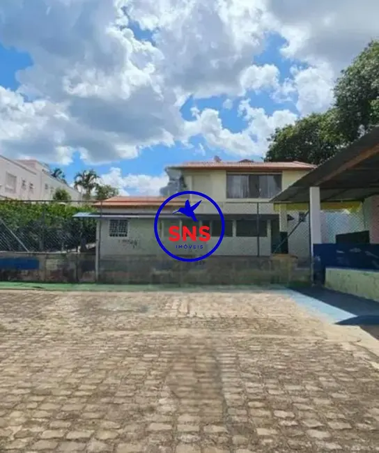 Casa com 5 quartos para alugar, 242m2 em Parque Rural Fazenda Santa Cândida, Campinas - SP - imagem 2 Foto 2 de Casa com 5 quartos para alugar, 242m2 em Parque Rural Fazenda Santa Cândida, Campinas - SP