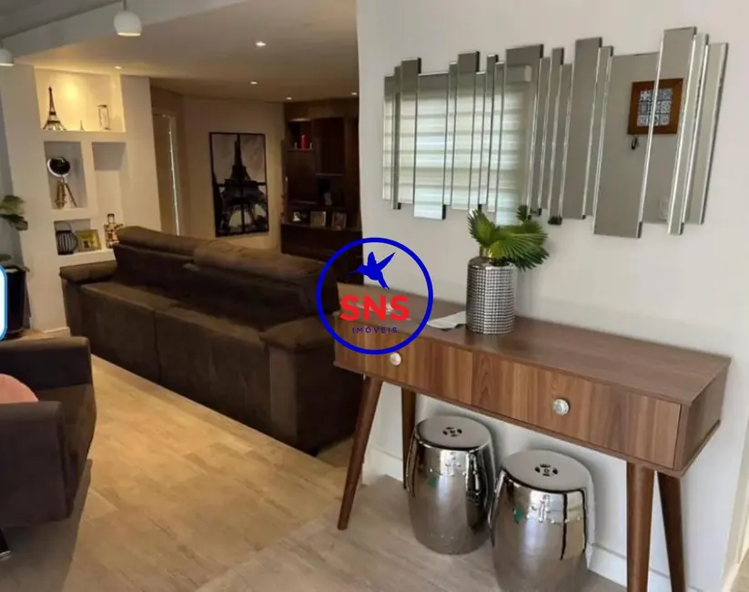 Casa de Condomínio com 5 quartos à venda, 220m2 em Vila Moletta, Valinhos - SP - imagem 4 Foto 4 de Casa de Condomínio com 5 quartos à venda, 220m2 em Vila Moletta, Valinhos - SP