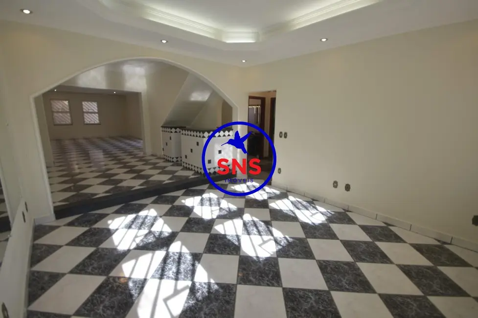 Casa com 4 quartos à venda e para alugar, 312m2 em Jardim Nova Europa, Campinas - SP - imagem 4 Foto 4 de Casa com 4 quartos à venda e para alugar, 312m2 em Jardim Nova Europa, Campinas - SP