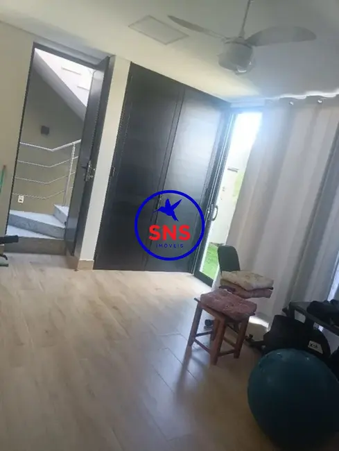 Casa com 4 quartos à venda, 350m2 em Swiss Park, Campinas - SP - imagem 5 Foto 5 de Casa com 4 quartos à venda, 350m2 em Swiss Park, Campinas - SP