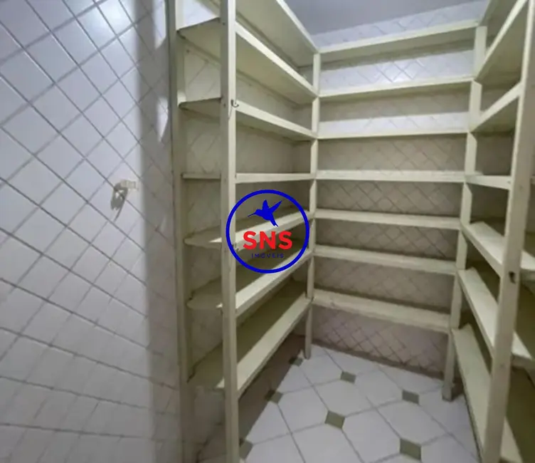 Casa de Condomínio com 3 quartos à venda e para alugar, 380m2 em Bairro das Palmeiras, Campinas - SP - imagem 9 Foto 9 de Casa de Condomínio com 3 quartos à venda e para alugar, 380m2 em Bairro das Palmeiras, Campinas - SP