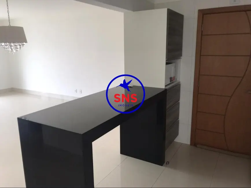 Apartamento com 3 quartos para alugar, 106m2 em Cambuí, Campinas - SP - imagem 4 Foto 4 de Apartamento com 3 quartos para alugar, 106m2 em Cambuí, Campinas - SP