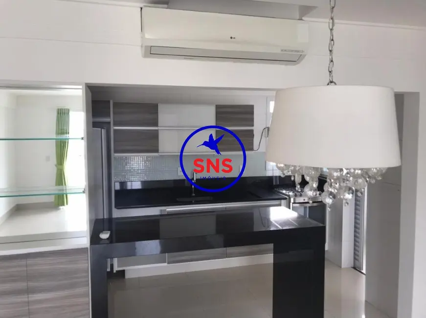 Apartamento com 3 quartos para alugar, 106m2 em Cambuí, Campinas - SP - imagem 8 Foto 8 de Apartamento com 3 quartos para alugar, 106m2 em Cambuí, Campinas - SP
