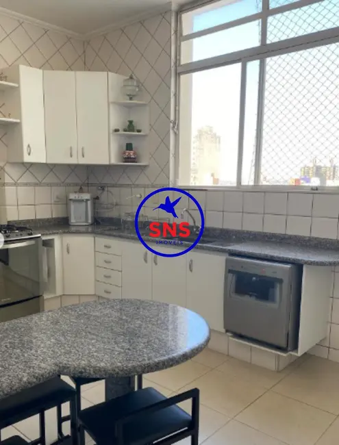 Apartamento com 3 quartos à venda, 150m2 em Centro, Campinas - SP - imagem 4 Foto 4 de Apartamento com 3 quartos à venda, 150m2 em Centro, Campinas - SP