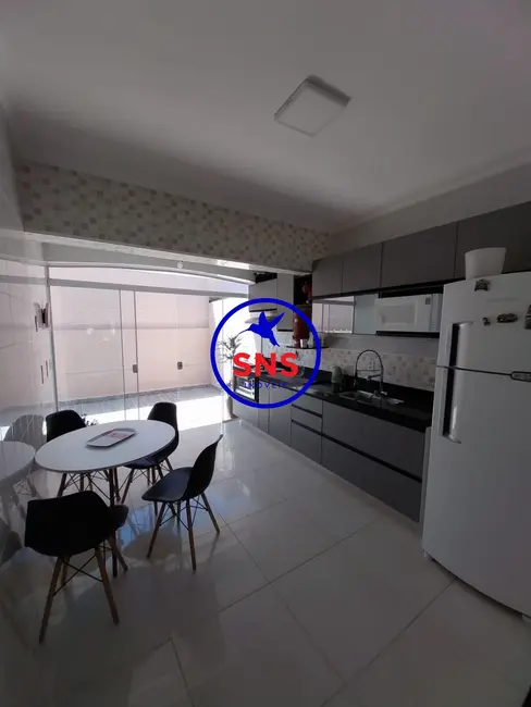 Casa com 3 quartos à venda, 174m2 em Parque Via Norte, Campinas - SP - imagem 9 Foto 9 de Casa com 3 quartos à venda, 174m2 em Parque Via Norte, Campinas - SP