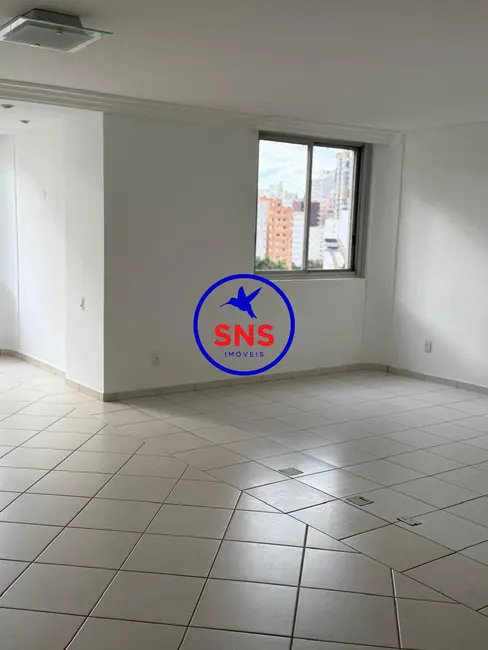 Apartamento com 2 quartos para alugar, 165m2 em Cambuí, Campinas - SP - imagem 2 Foto 2 de Apartamento com 2 quartos para alugar, 165m2 em Cambuí, Campinas - SP