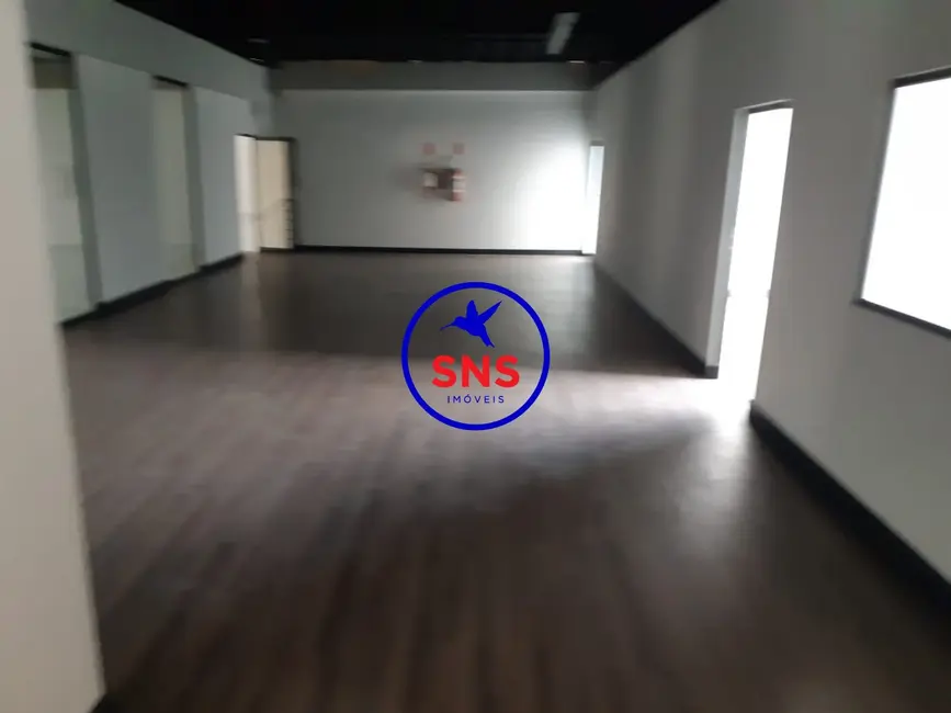 Foto 2 de Armazém / Galpão para alugar, 900m2 em Vinhedo - SP