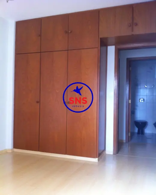 Apartamento com 3 quartos à venda, 141m2 em Cambuí, Campinas - SP - imagem 6 Foto 6 de Apartamento com 3 quartos à venda, 141m2 em Cambuí, Campinas - SP