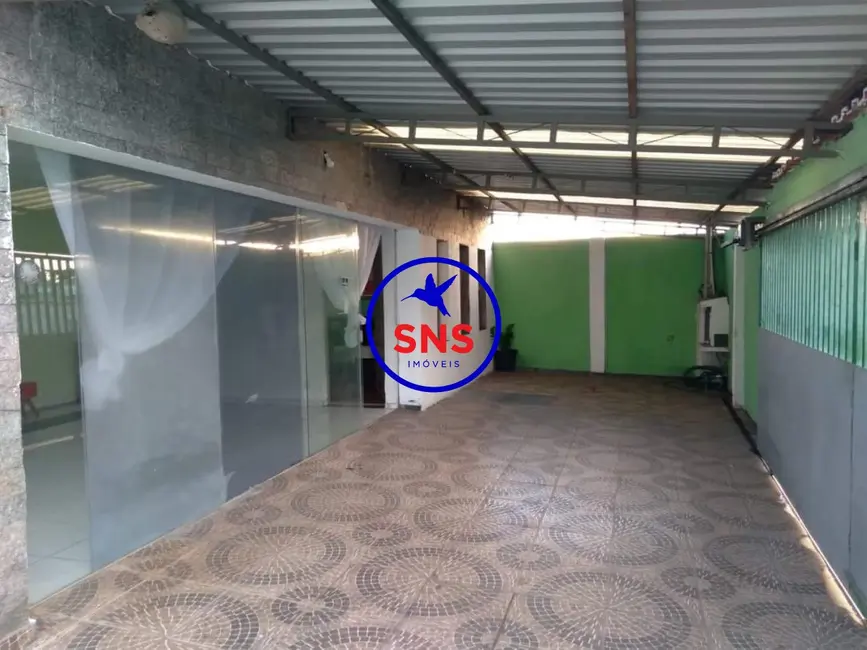 Casa com 3 quartos à venda, 227m2 em Vila Aeroporto I, Campinas - SP - imagem 2 Foto 2 de Casa com 3 quartos à venda, 227m2 em Vila Aeroporto I, Campinas - SP