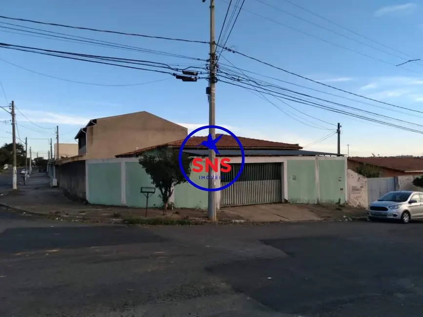 Casa com 3 quartos à venda, 227m2 em Vila Aeroporto I, Campinas - SP - imagem 1 Foto 1 de Casa com 3 quartos à venda, 227m2 em Vila Aeroporto I, Campinas - SP