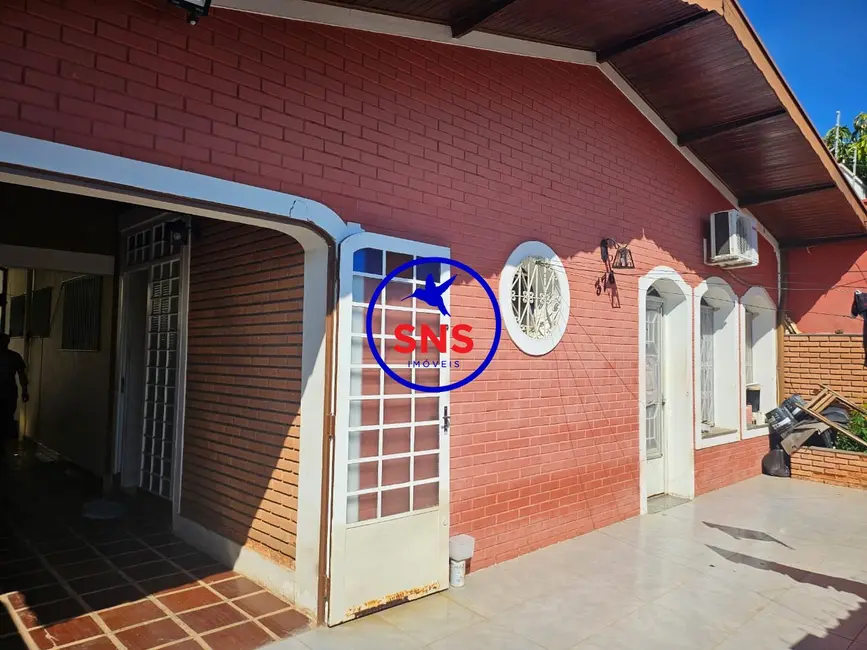 Foto 2 de Casa com 4 quartos à venda, 125m2 em Jardim Conceição, Campinas - SP