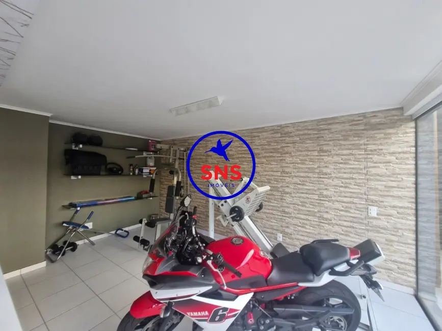 Casa com 3 quartos à venda, 256m2 em Jardim Chapadão, Campinas - SP - imagem 3 Foto 3 de Casa com 3 quartos à venda, 256m2 em Jardim Chapadão, Campinas - SP