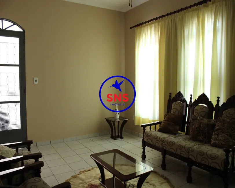 Casa com 3 quartos à venda, 140m2 em Vila Aeroporto, Campinas - SP - imagem 5 Foto 5 de Casa com 3 quartos à venda, 140m2 em Vila Aeroporto, Campinas - SP