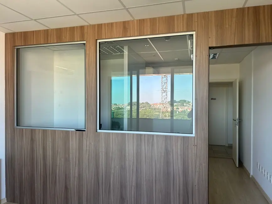 Sala Comercial à venda e para alugar, 33m2 em Mansões Santo Antônio, Campinas - SP - imagem 3 Foto 3 de Sala Comercial à venda e para alugar, 33m2 em Mansões Santo Antônio, Campinas - SP